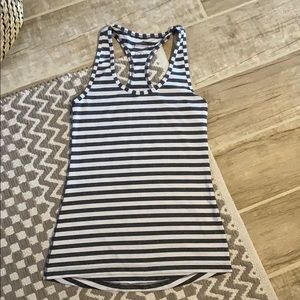 90Degrees by Relfex yoga tank!